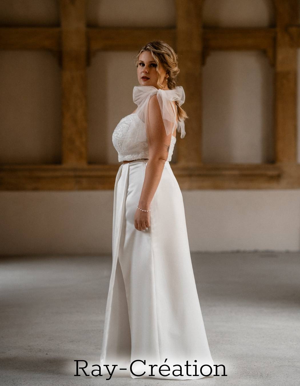 Robe de mariée créée par Aline Ray, couturière suisse spécialisée dans les vêtements de mariage
