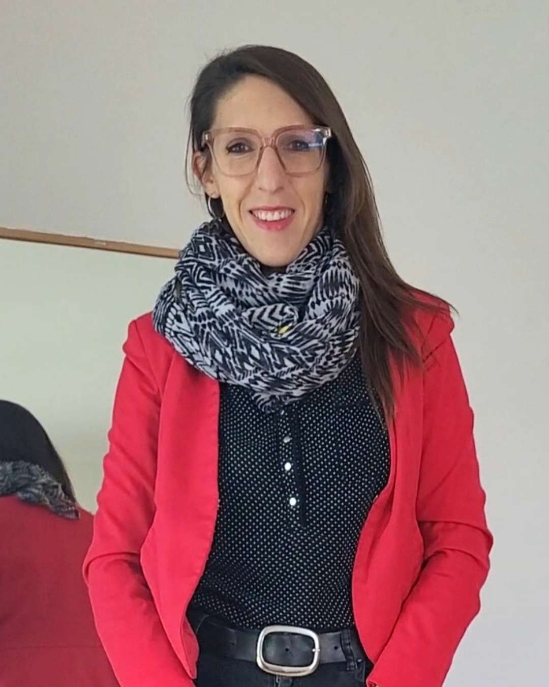 comment sortir du noir et oser porter plus de couleurs